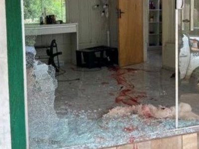 Cabeleireiro é executado com 9 tiros de pistola na fronteira