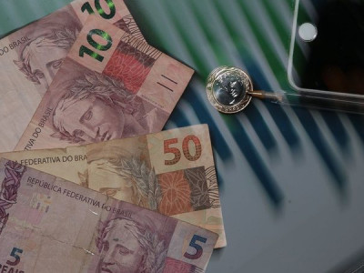 Caixa divulga calendário de pagamento do Auxílio Brasil