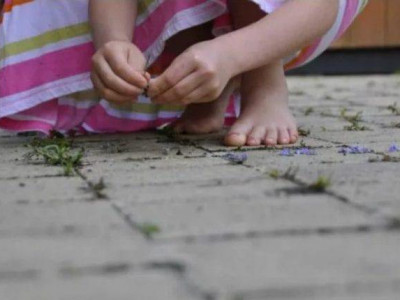 Criança de 6 anos procura professora e diz que avô a estuprava