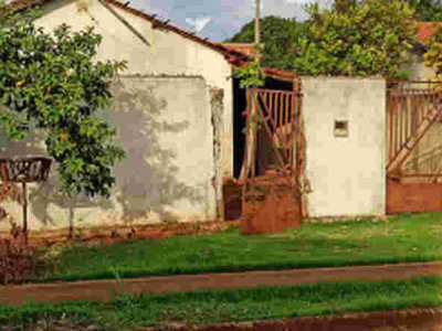 Idoso é encontrado morto na varanda de casa em Dourados