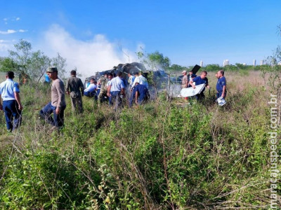 Militares ficam feridos durante queda de helicóptero 