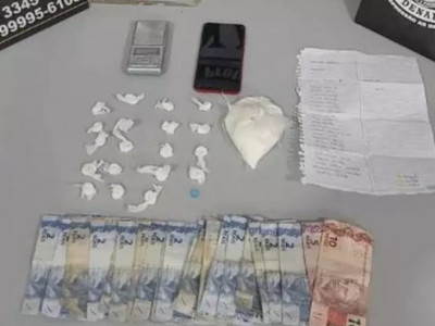 Traficante é preso com cocaína, ecstasy e três motocicletas 