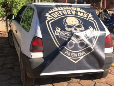 Adolescente é flagrado na condução de veículo furtado