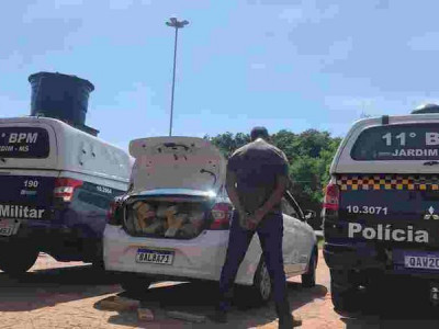 Homem é preso com carro lotado de maconha em Jardim 