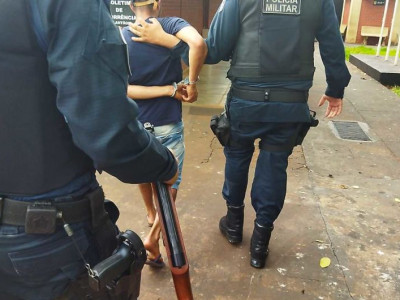 Homem é preso por porte ilegal de arma de fogo em Dourados