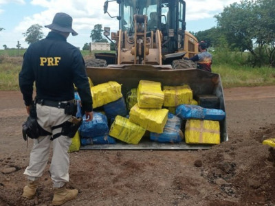 PRF apreende 3,2 toneladas de maconha em Ponta Porã 