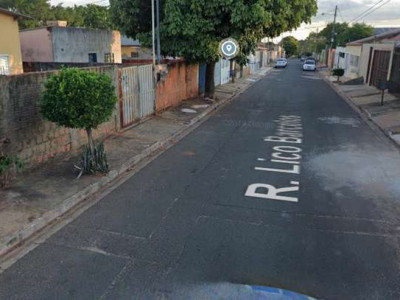 Mulher é assassinada com pedrada na cabeça no Zé Pereira