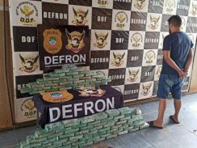 Professor é preso por policiais da Defron com 105 kg de cocaína