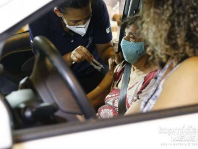 Saúde pede para população também procurar vacina da gripe em MS