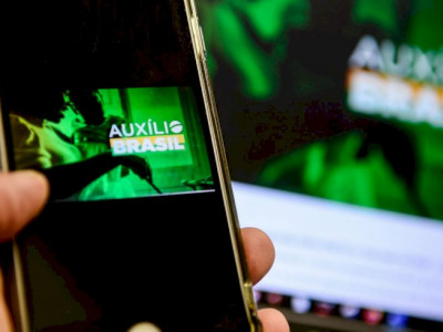 Caixa começa a pagar parcela de fevereiro do Auxílio Brasil