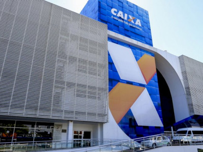 Caixa libera abono salarial para trabalhadores nascidos em maio