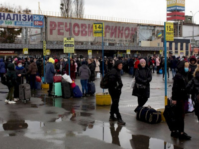 Forças russas se aproximam da capital ucraniana