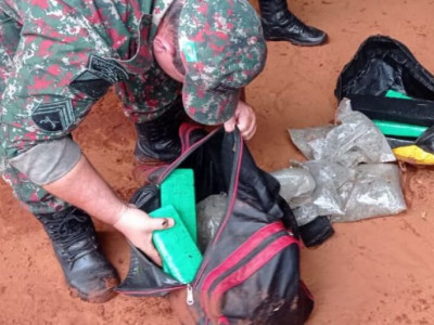 Ação conjunta apreende adolescentes de 14 e 16 anos com maconha 