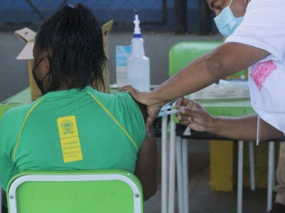 Aplicação da primeira dose em adolescentes chega a 90% em Mato Grosso do Sul