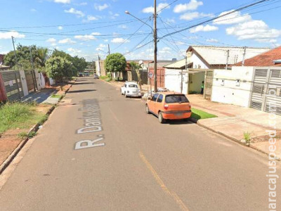 Idoso apanha de bandidos encapuzados no Tijuca