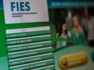 MEC prorroga até amanhã prazo de inscrição no Fies 