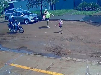 Motociclista que atropelou criança diz que fugiu sem prestar socorro por medo em Dourados