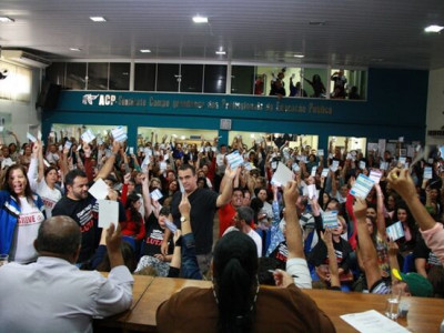 Professores da Rede Municipal aceitam reajuste de 67% em Campo Grande