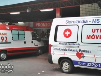 Carro capota, homem é arremessado do veículo e morre em hospital