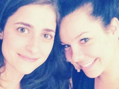 Fernanda Souza e namorada são amigas desde a infância