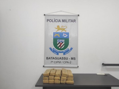 Polícia apreende drogas abandonadas na MS-395