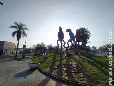 Jovem leva facada no pulmão em praça de Campo Grande
