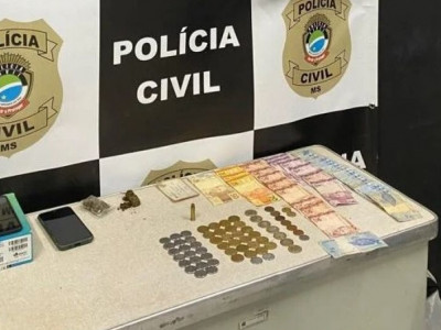 Jovens são presos por furto e tráfico em Naviraí 