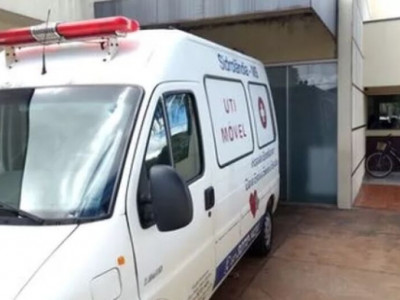 Mulher morre em hospital após engasgar com pedaço de carne