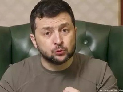 Zelenski alerta população para longa guerra contra Rússia