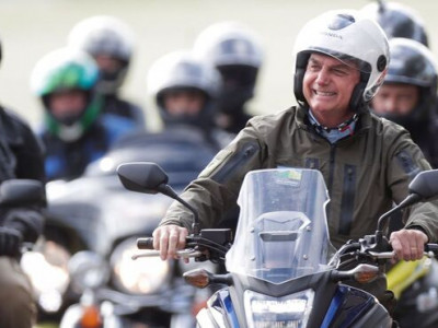 Bolsonaro desembarca agora cedo em Mato Grosso do Sul