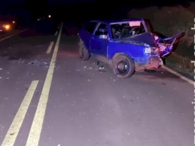 Homem morre e outro fica ferido após colisão em rodovia de MS