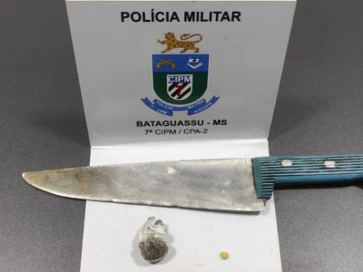 Mulher é presa pelo crime de tráfico de drogas