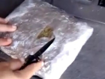 Droga é apreendida em veículo abandonado na fronteira