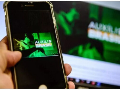 Governo antecipa parcela de agosto do Auxílio Brasil