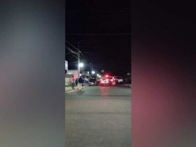 Três pessoas são baleadas em frente a academia em Antônio João