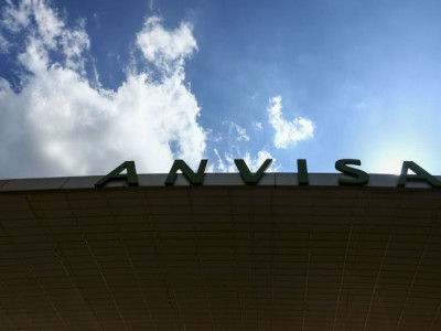 Anvisa alerta sobre golpistas que usam nome da agência
