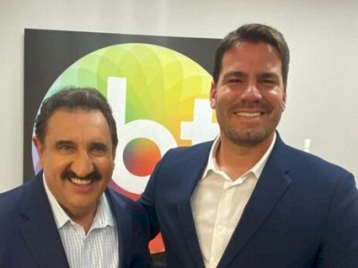 Apresentador Ratinho manda vídeo de apoio ao Capitão Contar 