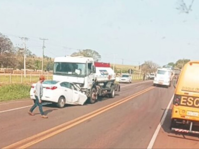 Batida com caminhão-tanque tem mortes no Indubrasil