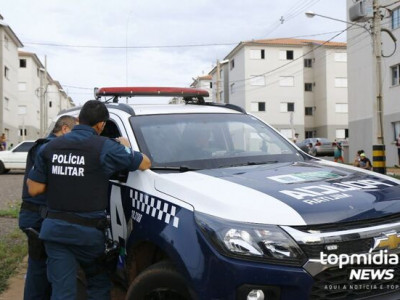 Filho se irrita com perguntas e espanca pai no Aero Rancho