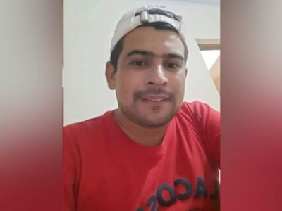 Homem leva cinco tiros em frente de casa na fronteira