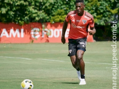 Léo recusa proposta do Angers e decide ficar no São Paulo