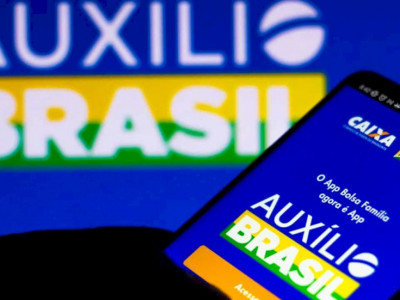 Valor do Auxílio Brasil é desafio para próxima gestão federal 
