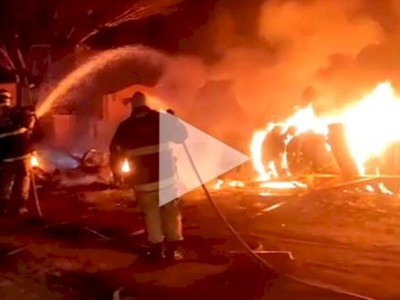 Fogo destrói casa e borracharia durante a madrugada em Miranda 