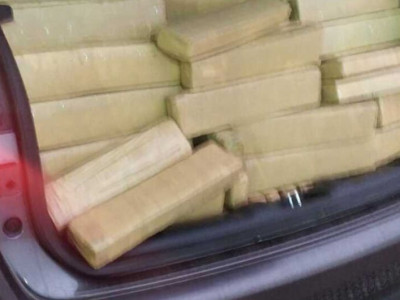 Jovem é preso com 381 quilos de maconha em veículo locado