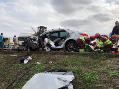 Colisão frontal deixa motorista ferido na BR-163