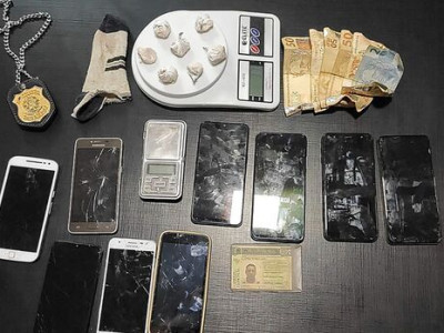 Mãe e filho são presos vendendo drogas em Bonito