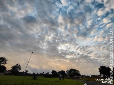 Quarta-feira será quente, com pancadas rápidas de chuva em MS