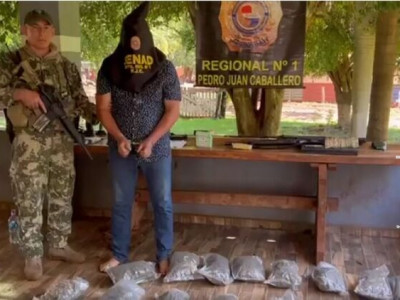 Ex-prefeito de cidade paraguaia é preso com armas e drogas