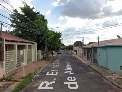 Homem é encontrado morto na varanda de casa no Parati