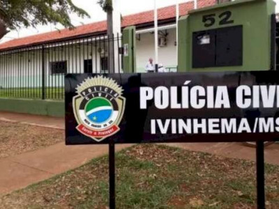Homem é preso por vazar nudes da ex-namorada para amigos